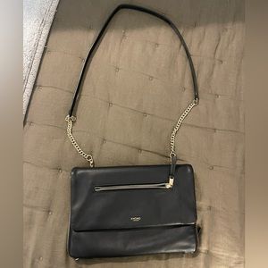 Knomo organizer clutch